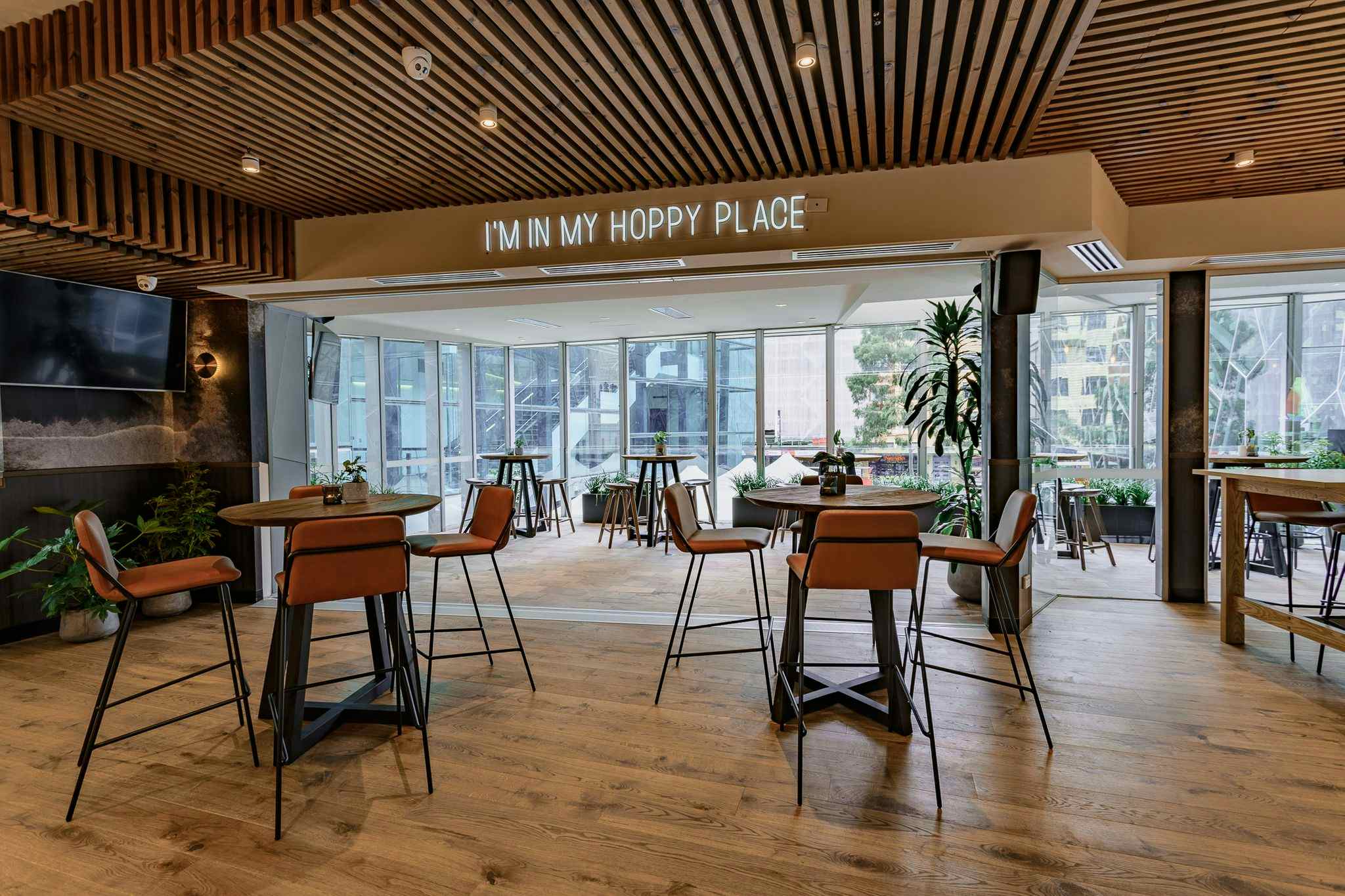 Beer DeLuxe Fed Square